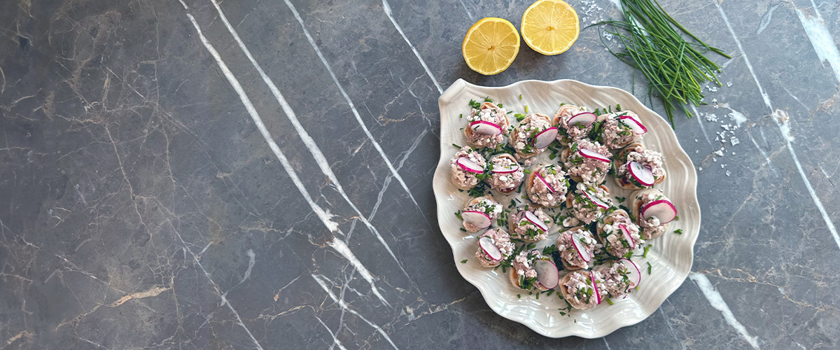 Glutenfrie blinis med tunfisksalat