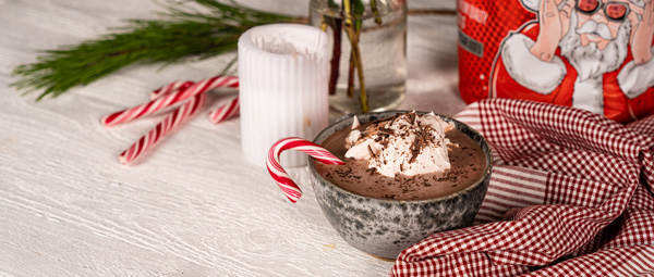 Varm kakao med fluffy skumnissekrem