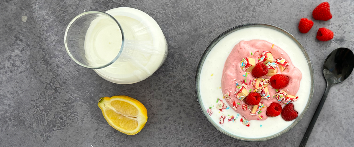 Koldskål med bringebærskum