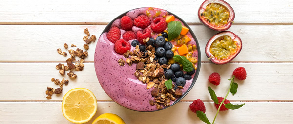 Purple smoothie bowl